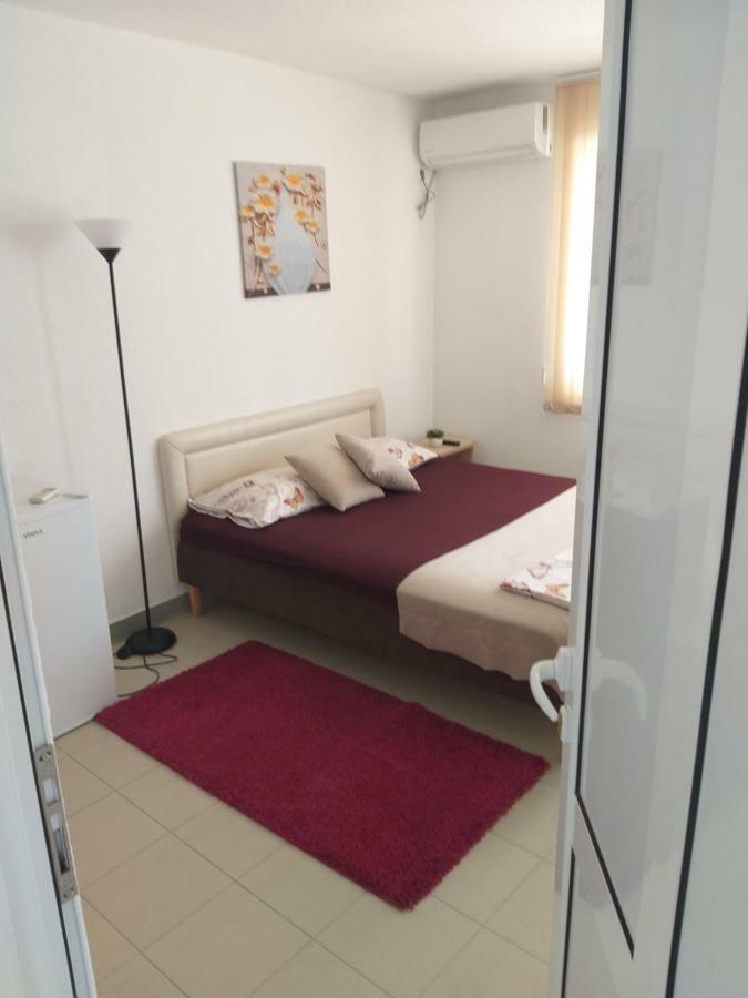 Apartmani Sutomore Exteriör bild